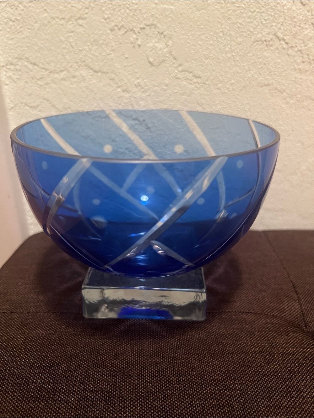 #1967**Vintage Cobalt Blue Glass Decorative Bowl with Etched Accent
